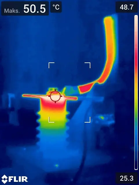 Termogram elementu instalacji elektrycznej